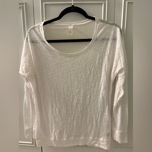 Long sleeve mesh back workout top